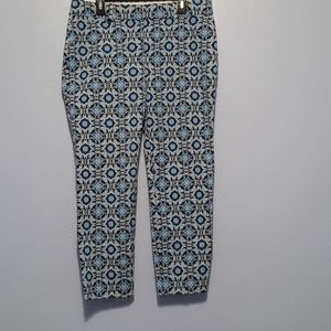 Ladies Capri Pants